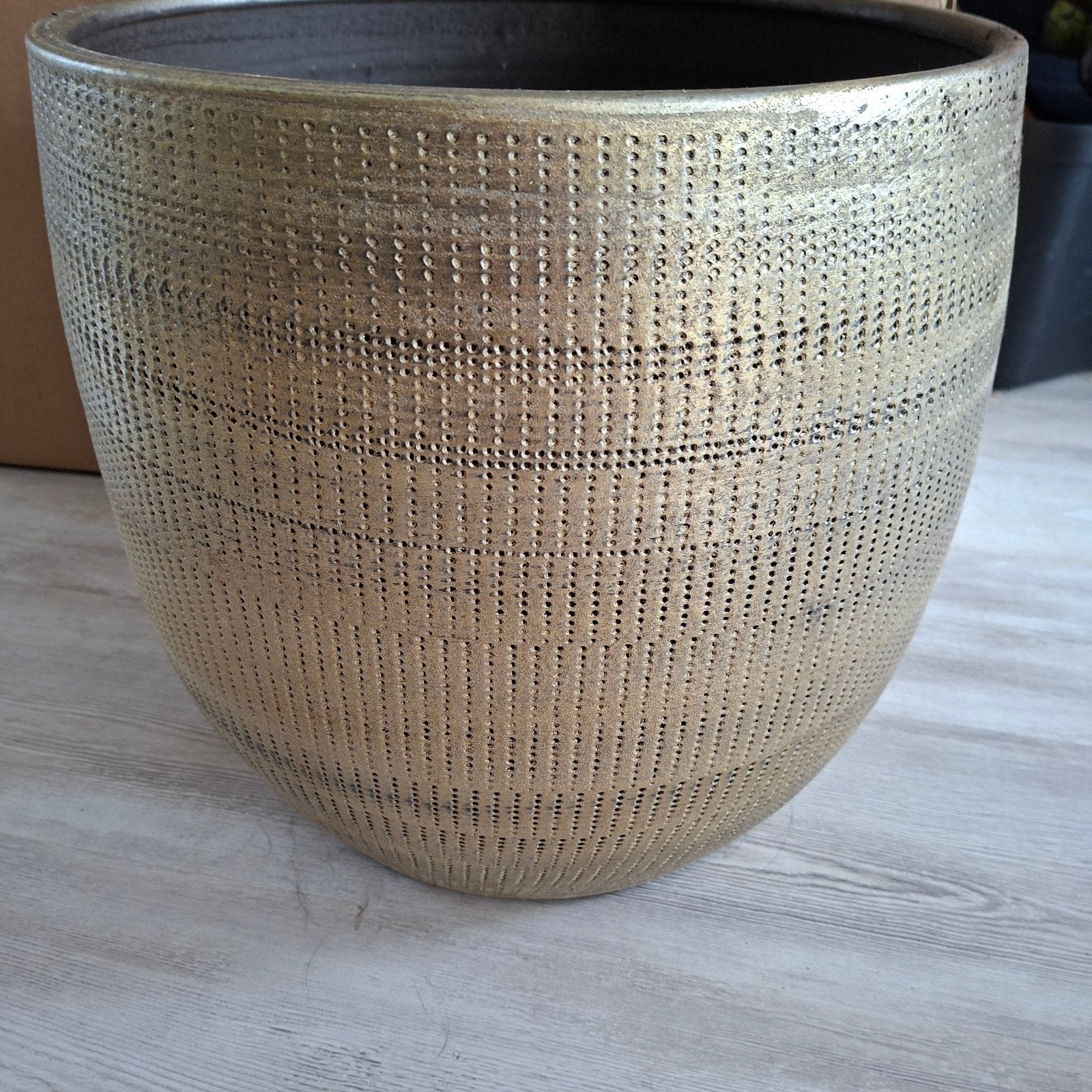grote gouden pot van intratuin, Ophalen, Rond