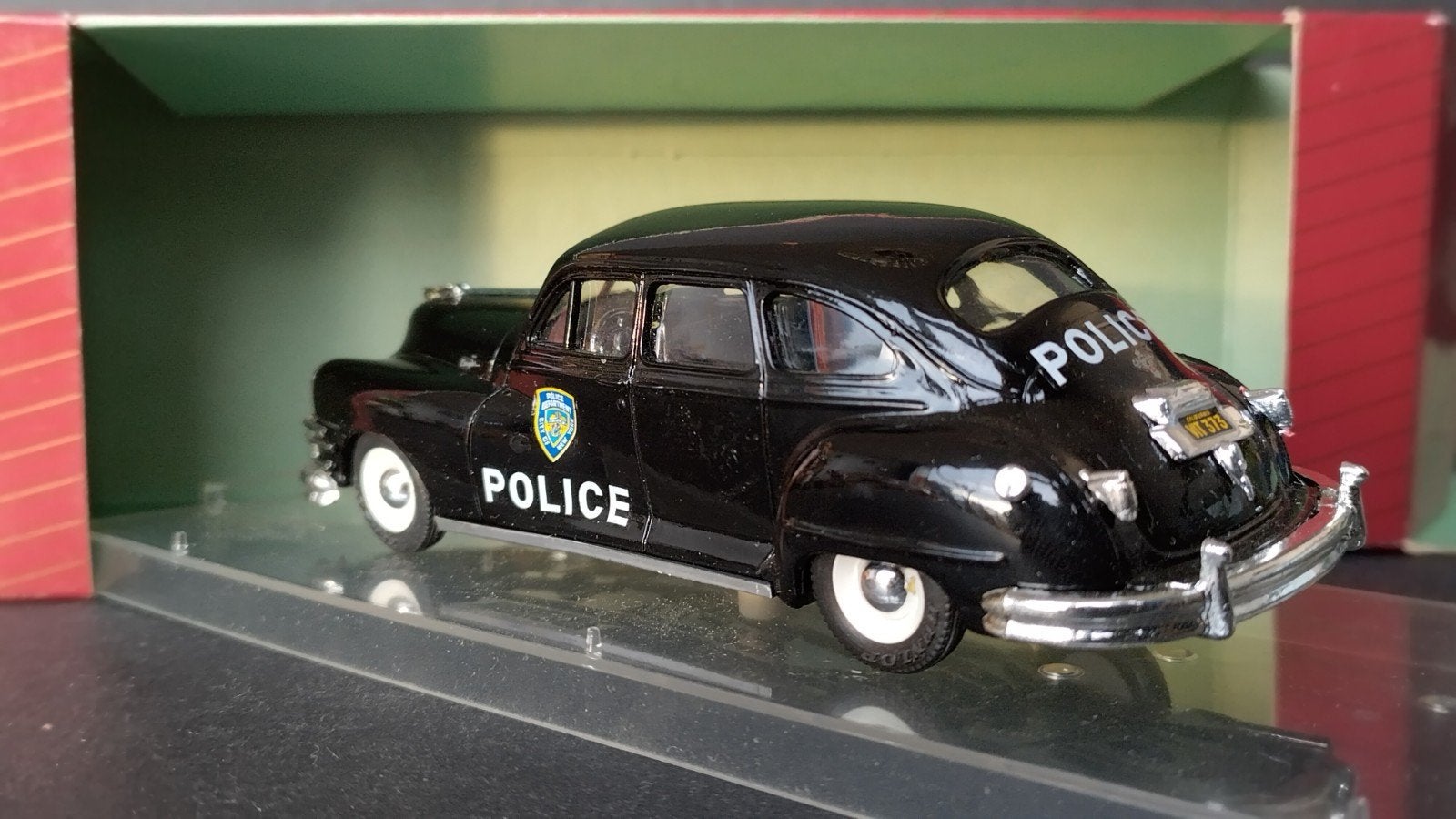Chrysler Windsor 1947 Police 1:43 Vitesse Pol, Hobby en Vrije tijd, Modelauto's | 1:43, Overige merken, Auto, Verzenden, M
