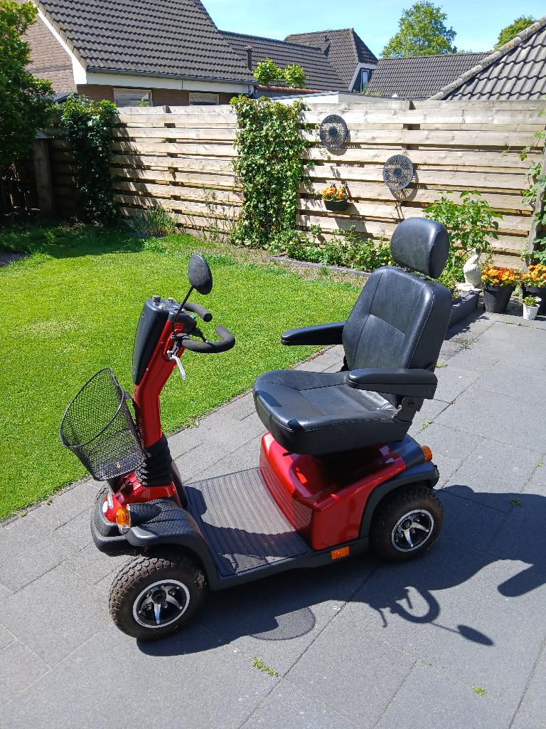 Scootmobiel Practicomfort 15 Cyclone, Diversen, Ophalen, Zo goed als nieuw, Mango, 16 km/u of meer