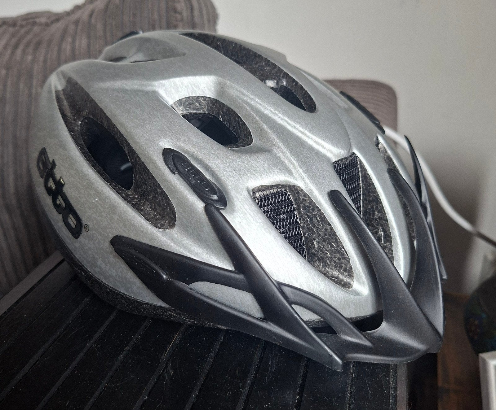 etto ebike fiets helm nieuwe van 99 voor 40 euro, Ophalen, M, Etto, Nieuw