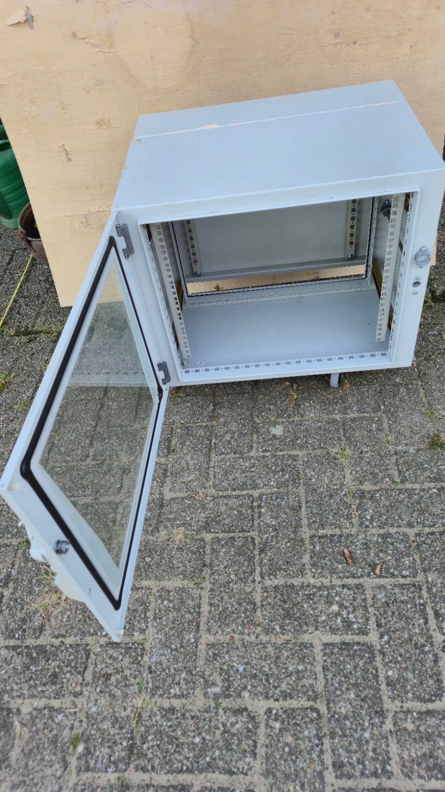 patchkast, serverkast, Ophalen, Gebruikt, Glas, Plaatstaal
