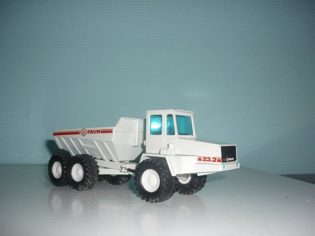 o&k faun nzg, Hobby en Vrije tijd, Modelauto's | 1:50, Verzenden, Gebruikt, Bus of Vrachtwagen, NZG