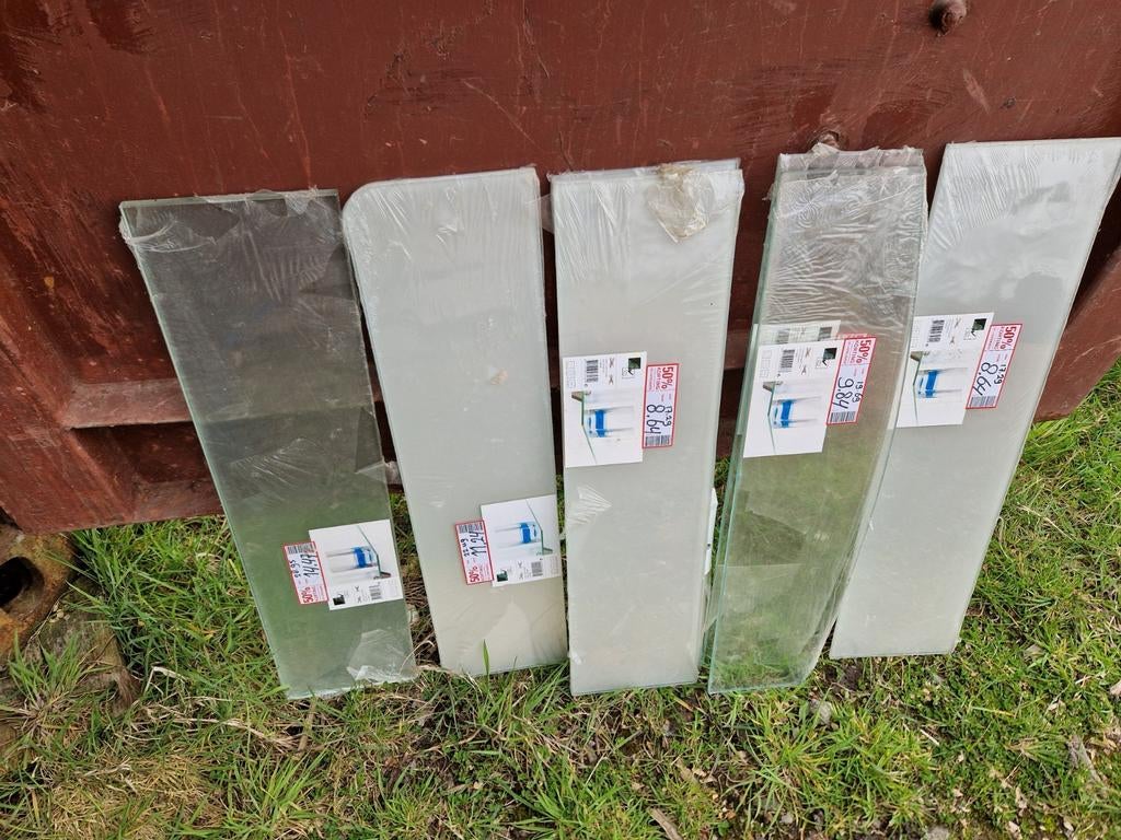 8 stuks glasplaten / planchet  badkamer, Ophalen of Verzenden, Nieuw, Glasplaat, Veiligheidsglas