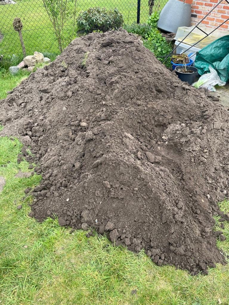 Zwarte zand/ tuin aarde, Ophalen, Gebruikt, Ophoogzand