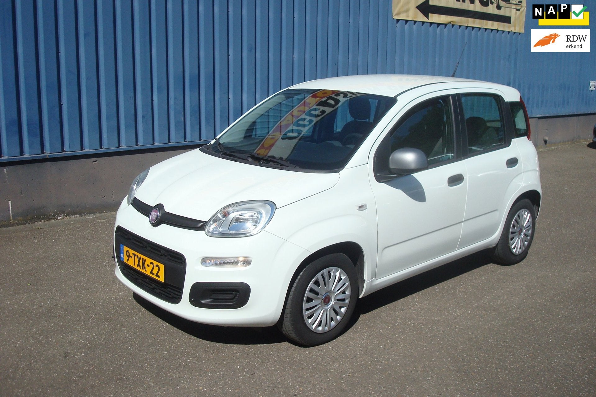 Fiat Panda 0.9 TwinAir Young APK tot 04-03-2027, Voorwielaandrijving, Gebruikt, Panda, Wit