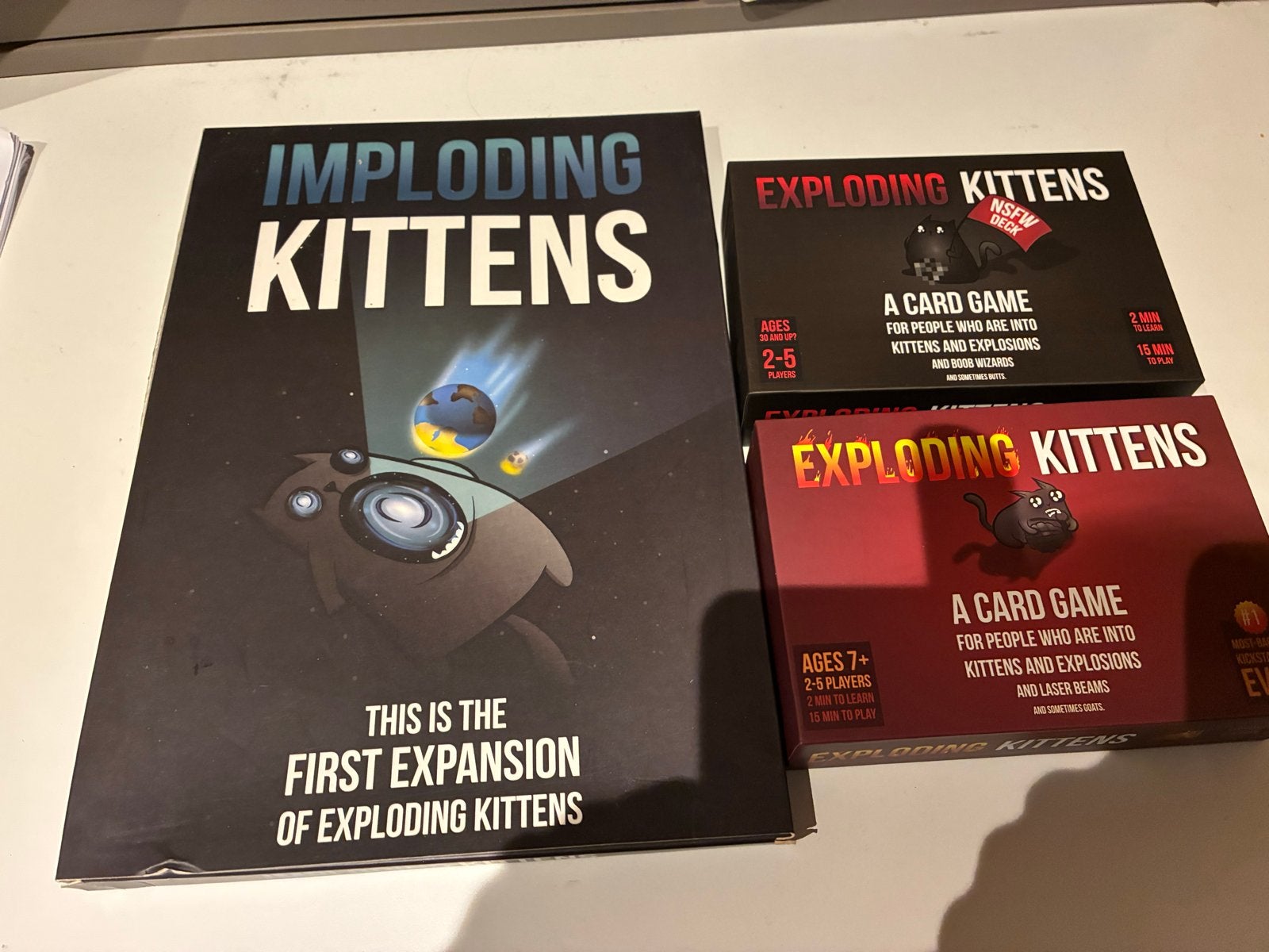 Exploding Kittens + Imploding Kittens + NSFW Deck - Nieuw, Een of twee spelers, Ophalen of Verzenden, Nieuw