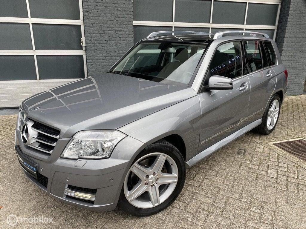 Mercedes GLK-klasse 300 AMG 4-Matic CAMERA/NAVI/PANO/PDC, Auto's, Mercedes-Benz, Automaat, Gebruikt, Zwart, 2000 kg