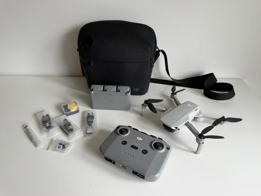 DJI Mini 2 Fly More Combo - zeer compleet, 30 tot 45 minuten, Cameradrone, 5 tot 10 kilometer, Ophalen of Verzenden