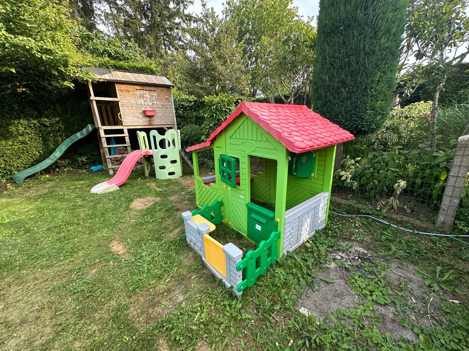 Smoby speelhuisje en glijbaan - apart of samen te koop, Ophalen, Gebruikt, Kunststof