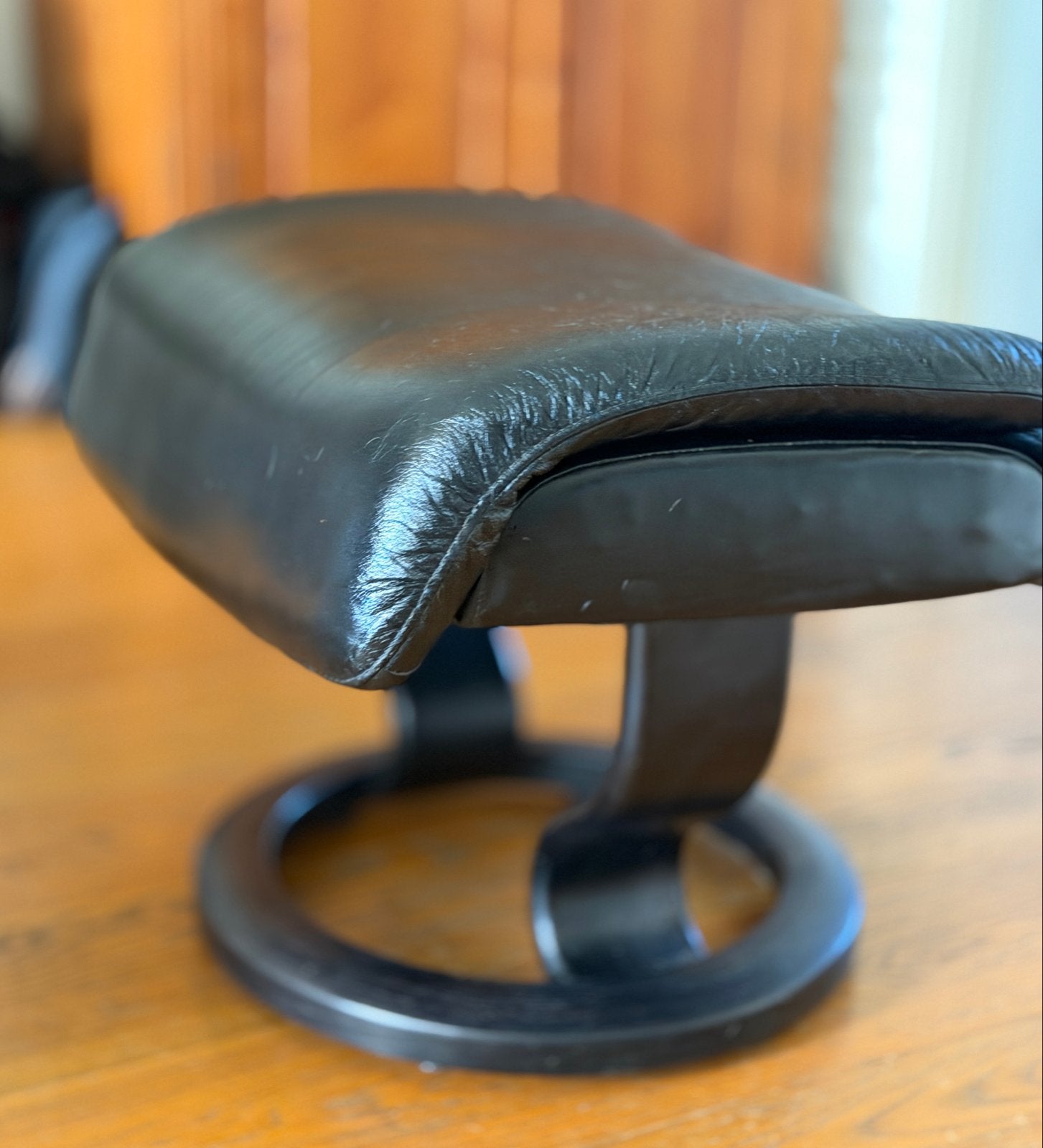 Stressless hocker zwart leer t.e.a.b., Ophalen, Gebruikt, Leer