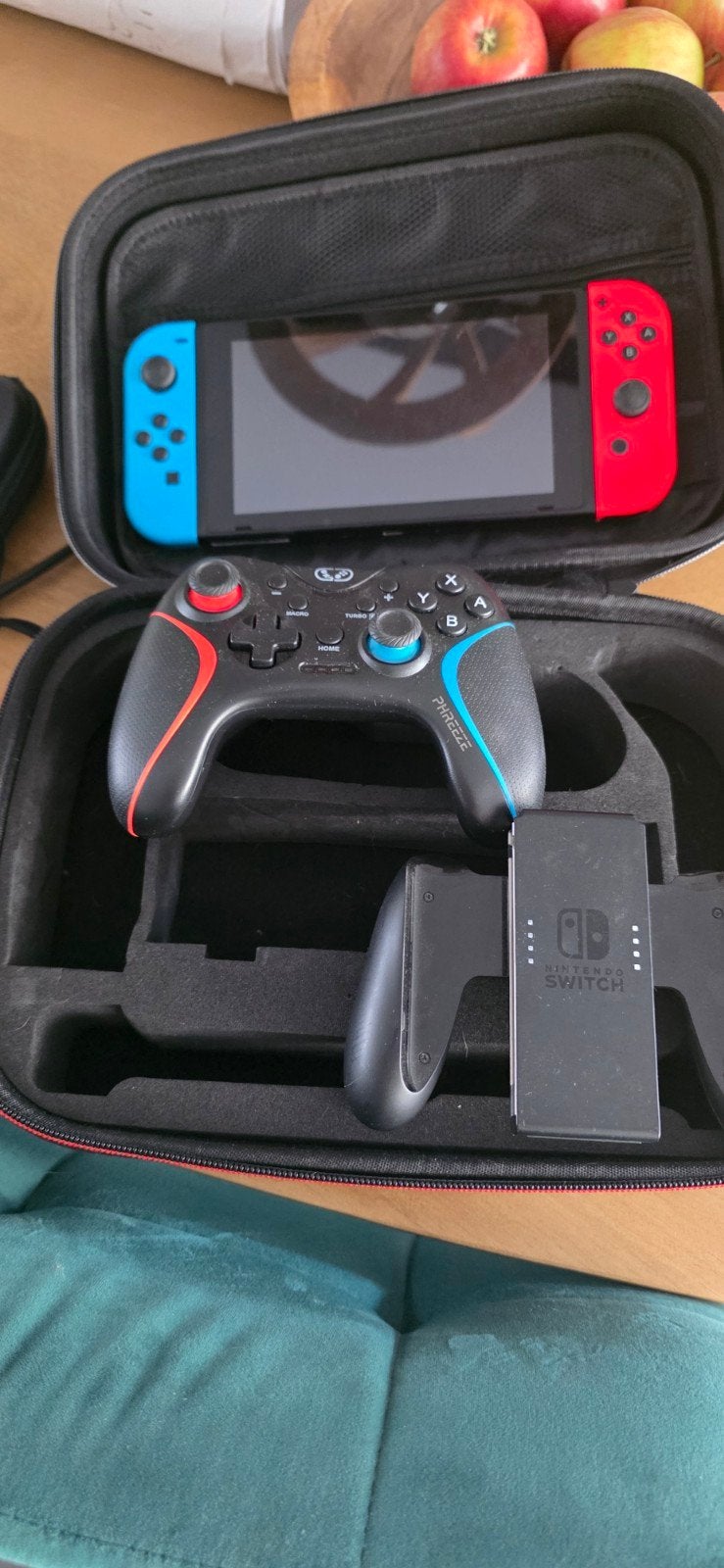 Nintendo Switch, Ophalen of Verzenden, Zo goed als nieuw, Switch Original