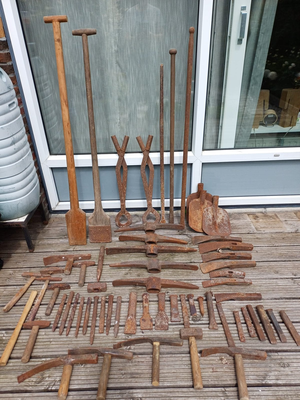 Groot partij oud gereedschap van een stratenmaker, Ophalen, Gebruikt