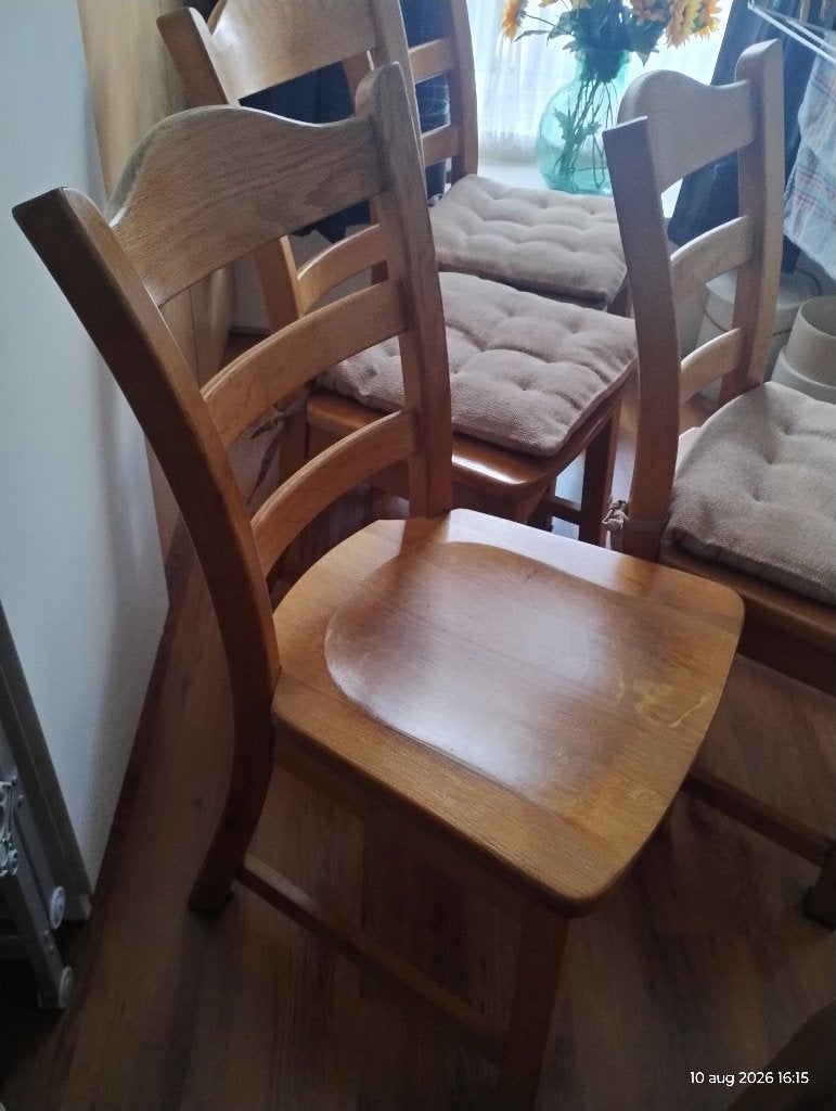 Eetkamerstoelen GRATIS af te halen, Ophalen, Gebruikt, Bruin, Vier