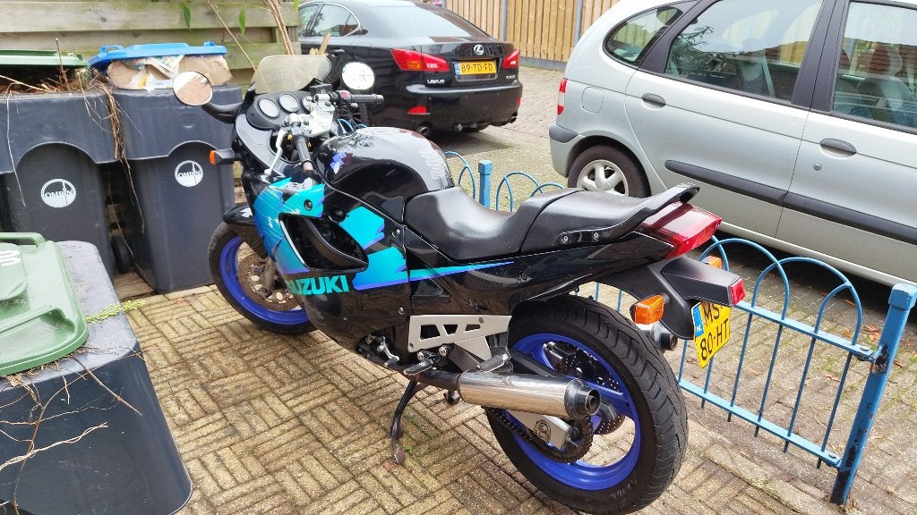 Suzuki GSX600F 1993 (Opknapper of donor), 4 cilinders, Motorrijbewijs A, Gebruikt, Meer dan 35 kW