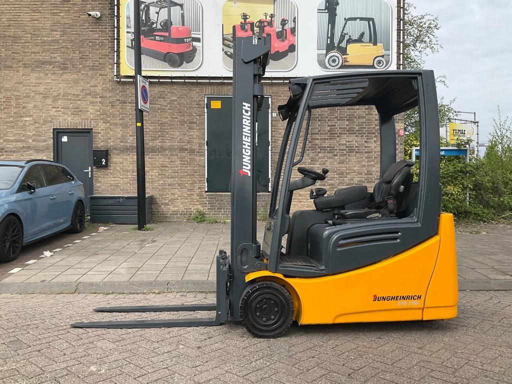 Jungheinrich EFG216K 1600KG 5.50METER (bj 2012), Zakelijke goederen, Machines en Bouw | Heftrucks en Intern transport, 1000 tot 2000 kg