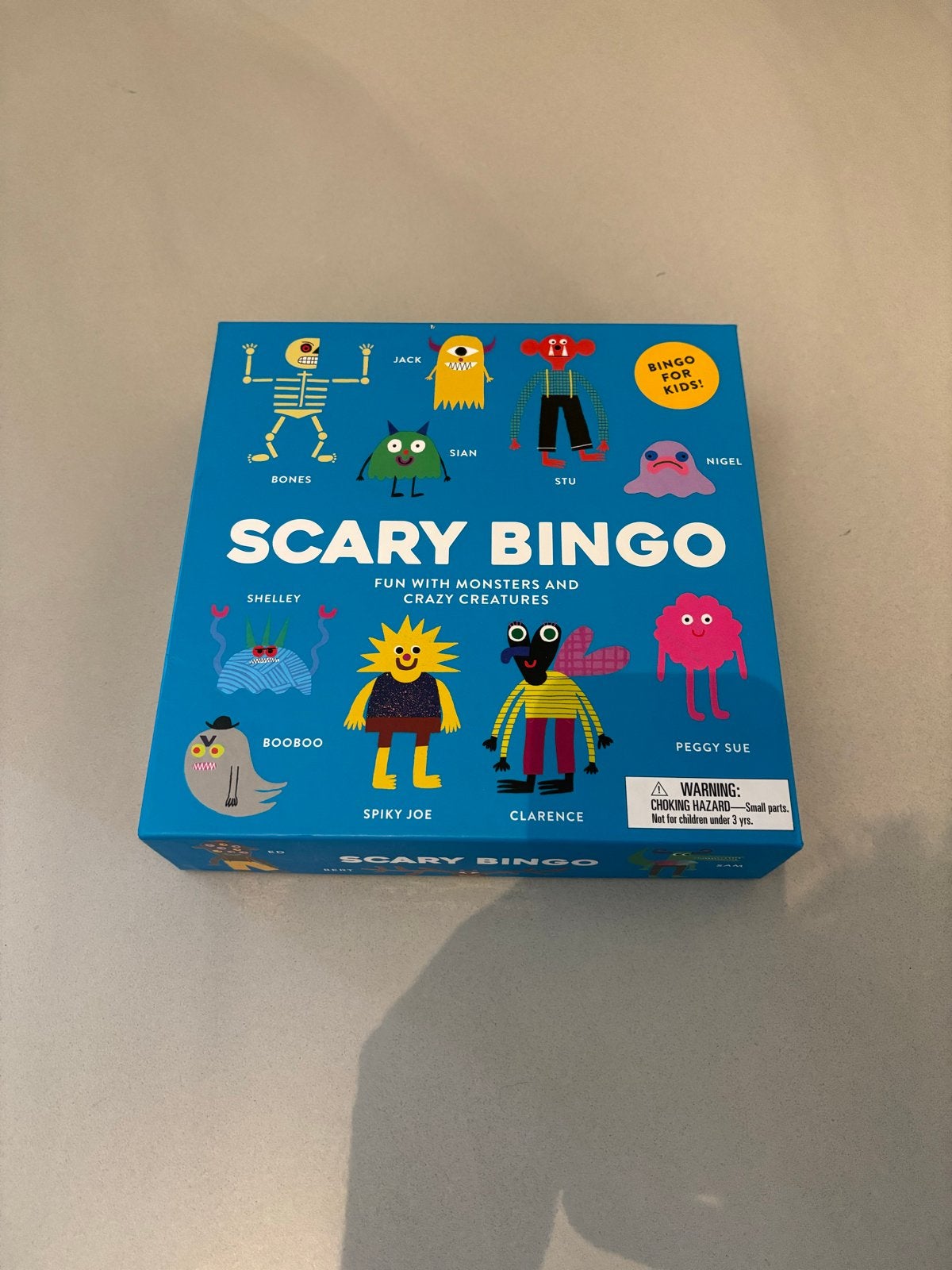 Scary Bingo - Leuk bingospel voor kinderen, Drie of vier spelers, Ophalen of Verzenden, Zo goed als nieuw