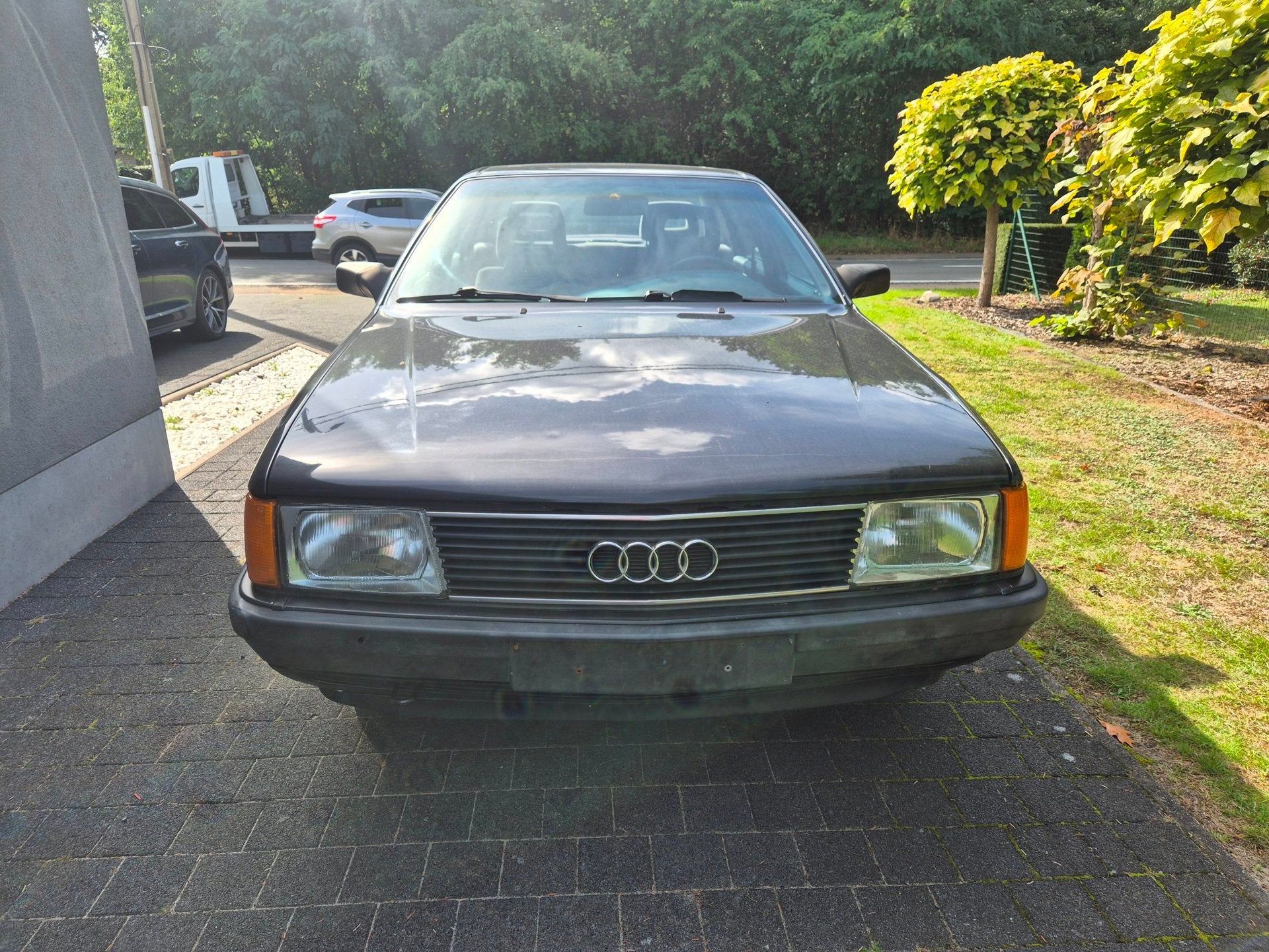 Audi 100 2.3 AUTOMAAT. 1e eigenaresse, perfecte staat, Auto's, Automaat, Dealer onderhouden, Gebruikt, Zwart