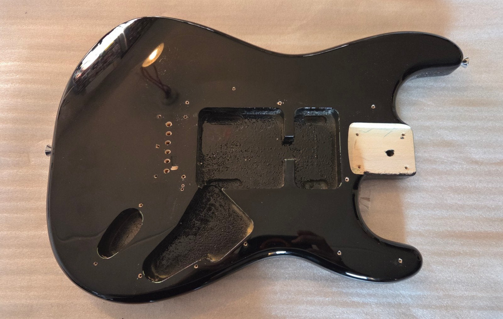 Squier Stratocaster Bullet Body - Zwart, String-Through, Ophalen of Verzenden, Gebruikt, Overige typen