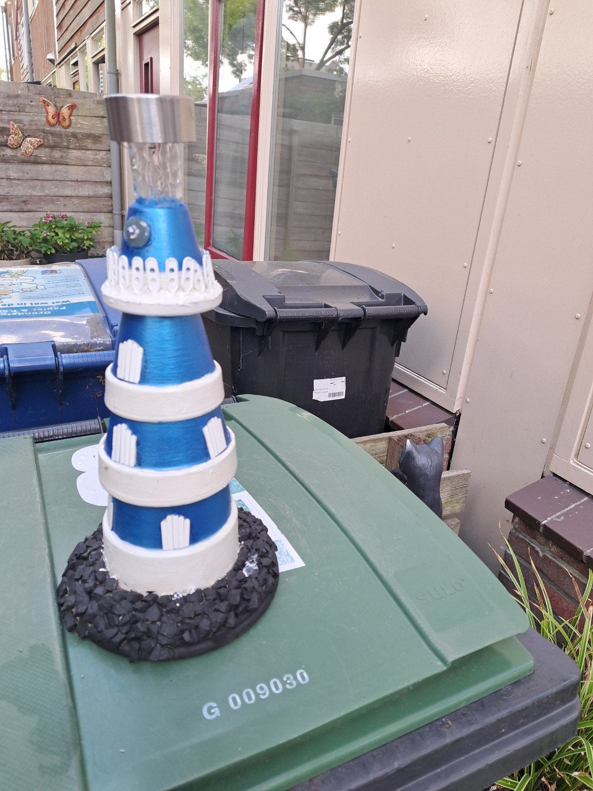 toren voor 2 euro, Ophalen, Zo goed als nieuw, Steen, Aardewerk of Keramiek, Dier