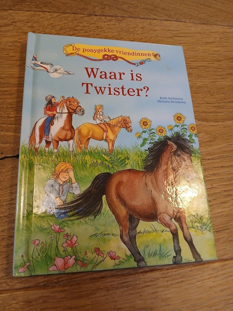 Boek Waar is Twister - De ponygekke vriendinnen, Boeken, Ophalen of Verzenden, Zo goed als nieuw, Fictie algemeen
