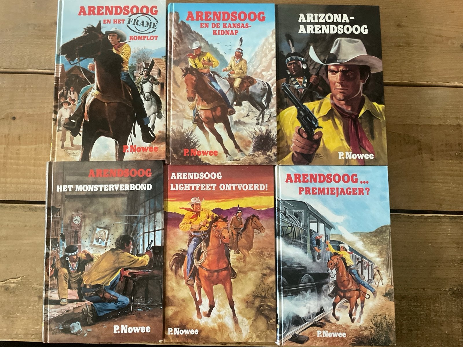 6 x Arendsoog boeken hoge nummers, Ophalen of Verzenden, Zo goed als nieuw