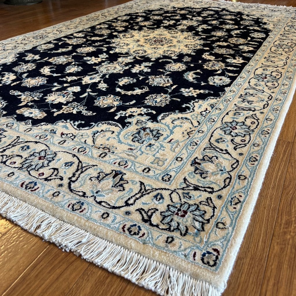 perzisch tapijt Nain met zijde 216 x 122 cm - Gratis bezorgd, TTM Wonen, Meubels – (Perzische) Tapijten en Woonaccessoires, 100 tot 150 cm