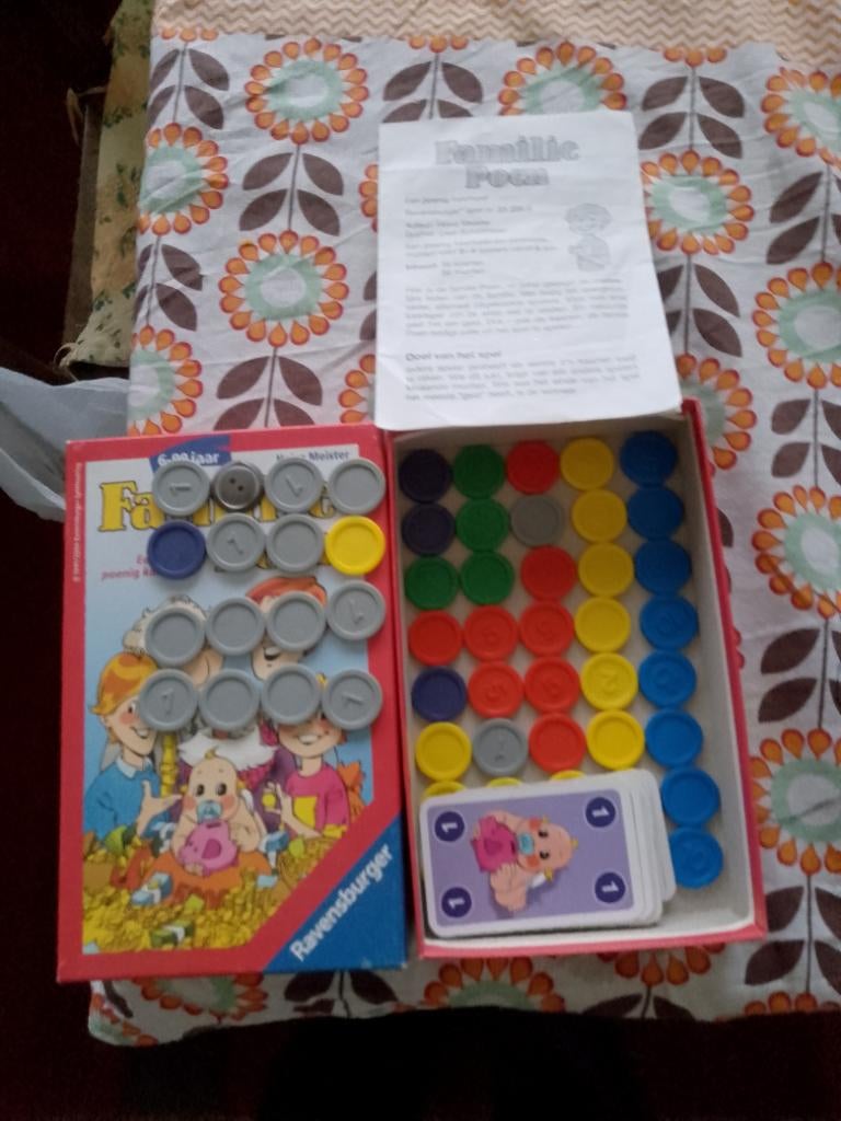Spel  familie poen 36kaaften spelregels en munten, Hobby en Vrije tijd, Gezelschapsspellen | Kaartspellen, Ophalen of Verzenden