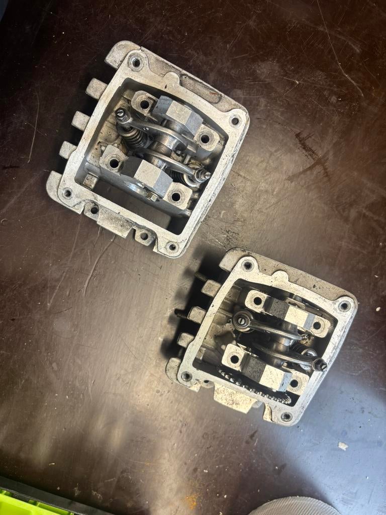 Cilinderkop piaggio 4t, Fietsen en Brommers, Ophalen of Verzenden, Piaggio