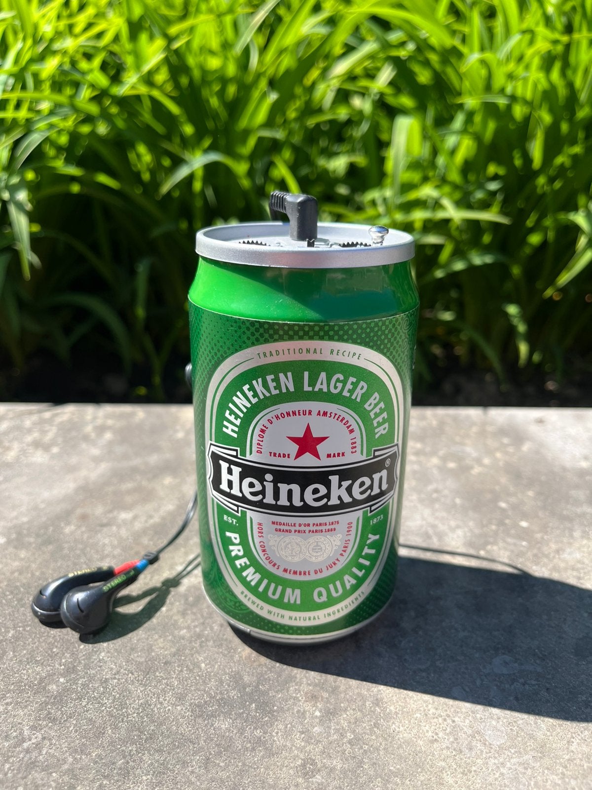 Vintage Heineken draagbare radio als bierblikje, Verzamelen, Ophalen of Verzenden, Zo goed als nieuw, Overige typen, Heineken