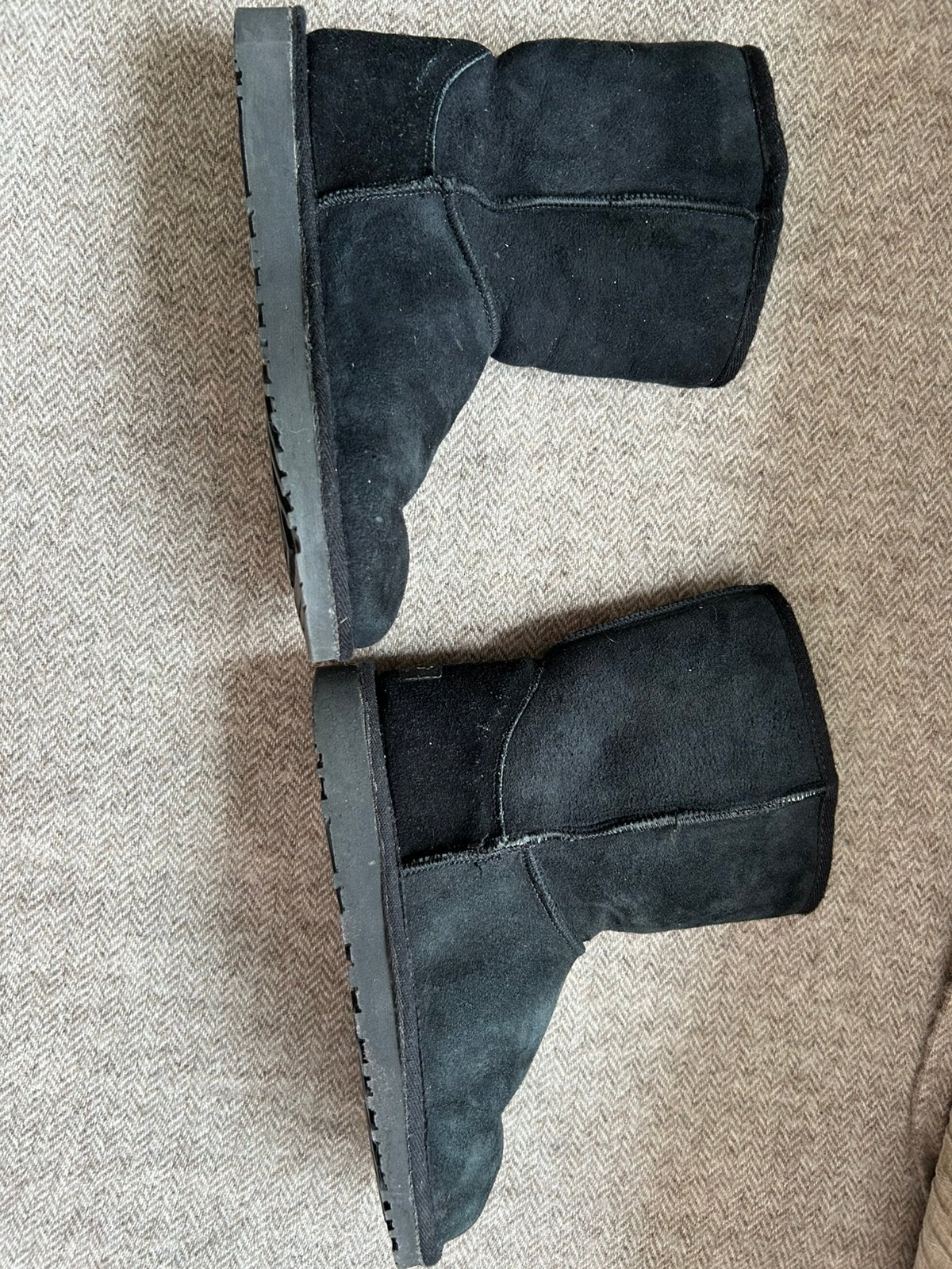 Zwarte Ugg’s mt. 38, Ophalen, Zwart, Overige typen, Zo goed als nieuw
