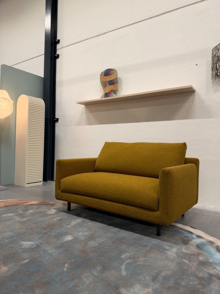 Nieuw Design on Stock Elliot Loveseat Design Bank 141, Eyye Leolux Gelderland Montis Spectrum Cloak Harvink, Gompenstraat 15, 75 tot 100 cm