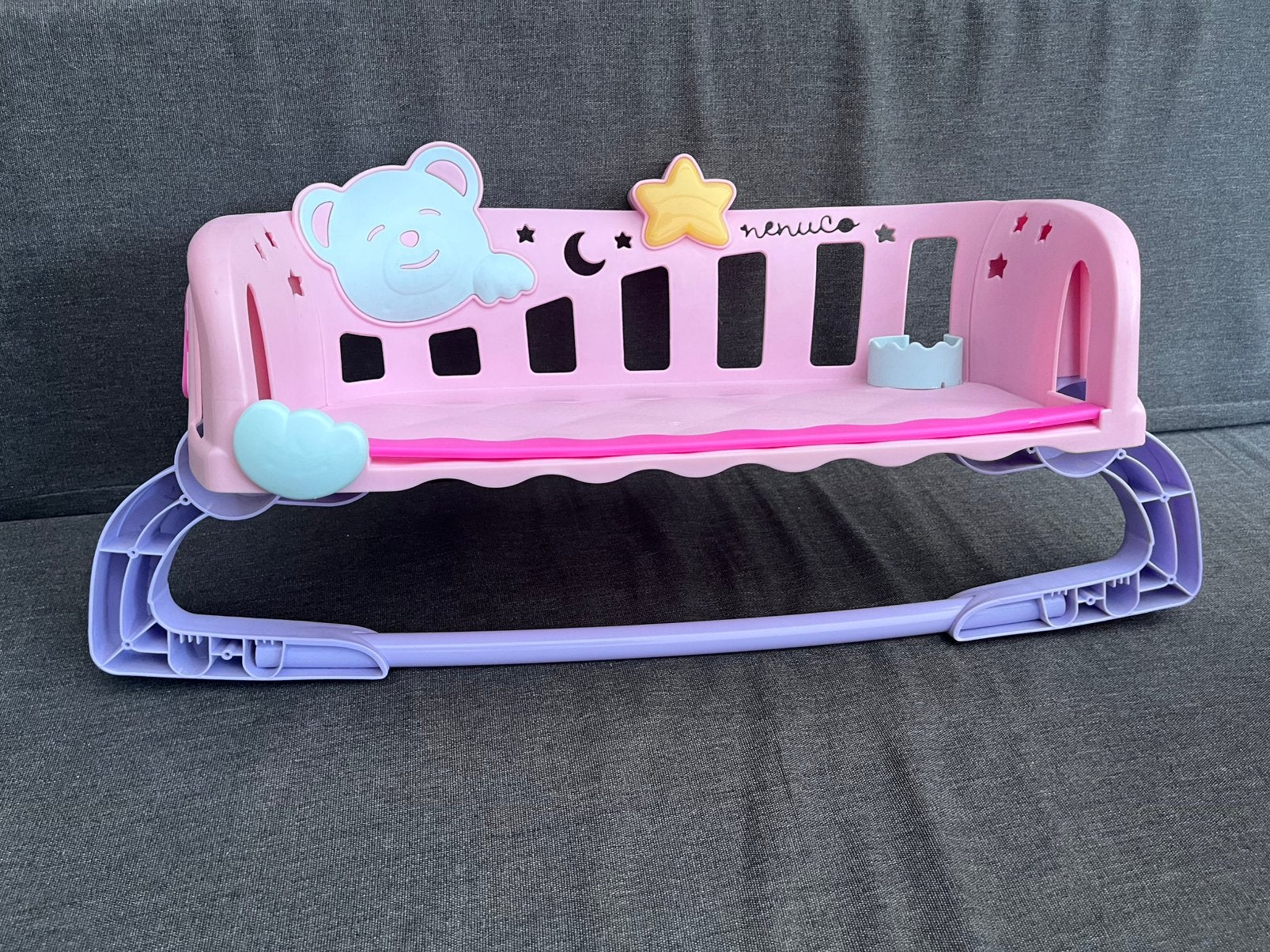 Poppenbed (plaatsen op eigen bed tussen matras), Ophalen, Zo goed als nieuw, Babypop