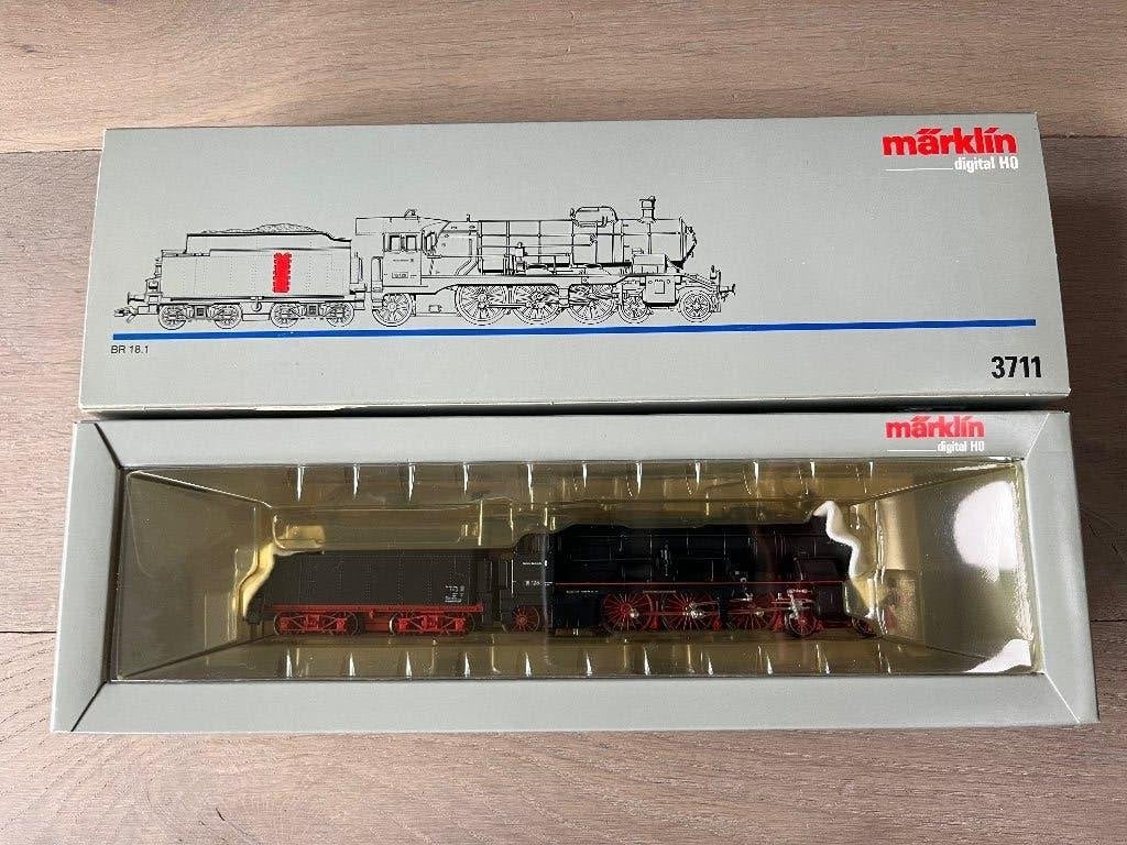 Marklin 3711 ho locomotief nieuwstaat, Wisselstroom, Locomotief, Verzenden, Nieuw