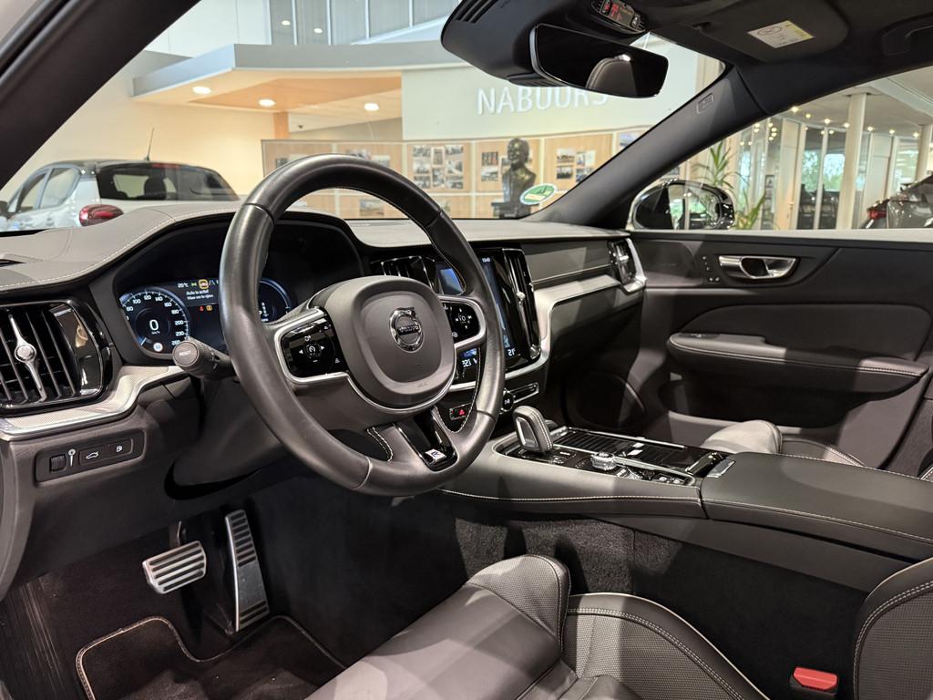 Volvo V60 2.0 T8 AWD R-Design, Pano, 360cam, H/K, Pilot assi, Automaat, 12 maanden, Gebruikt, Euro 6