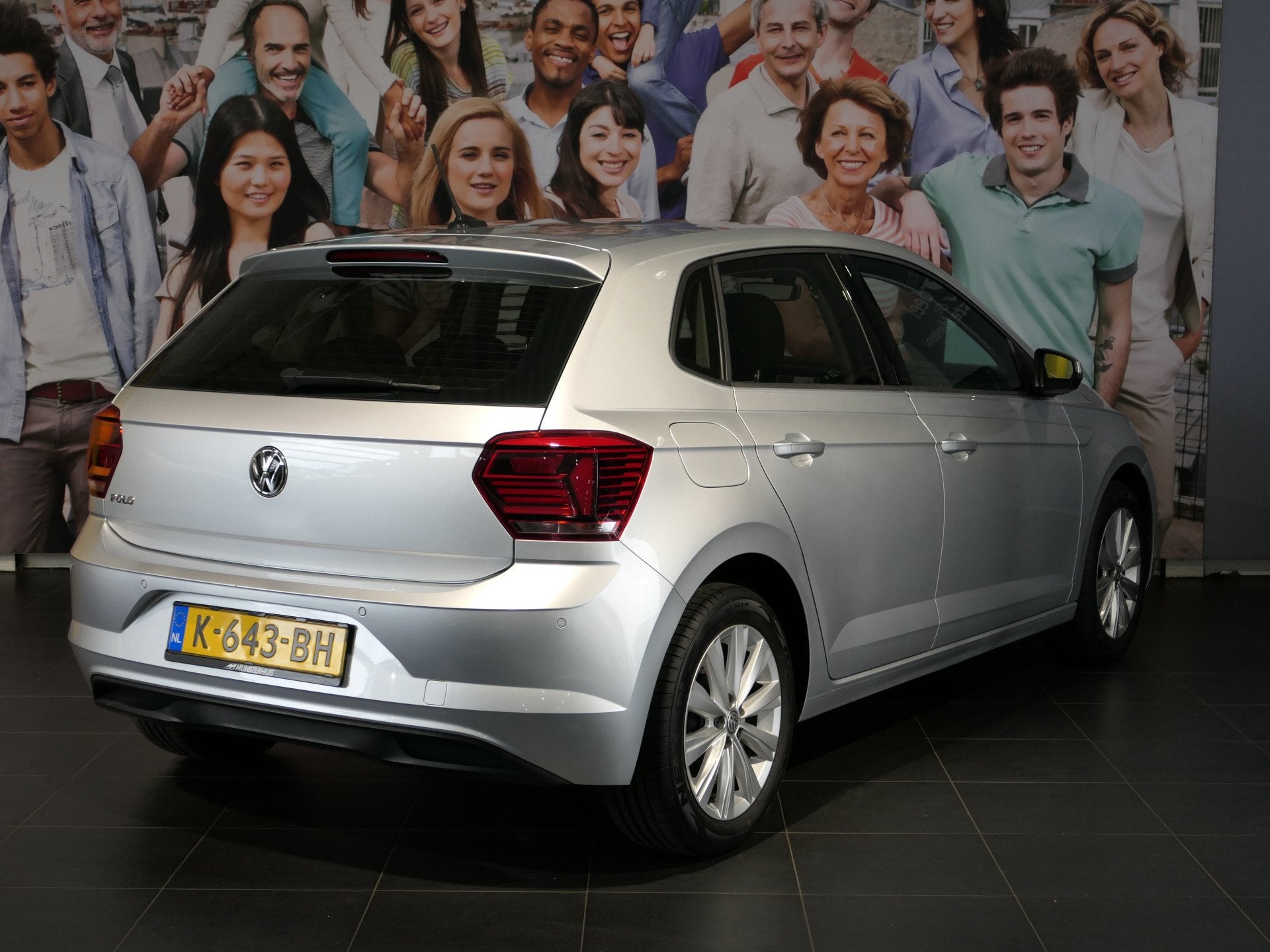 Volkswagen Polo 1.0 TSI Highline *Automaat!* - Occasion Leas, Stof, Gebruikt, 49 €/maand, Origineel Nederlands