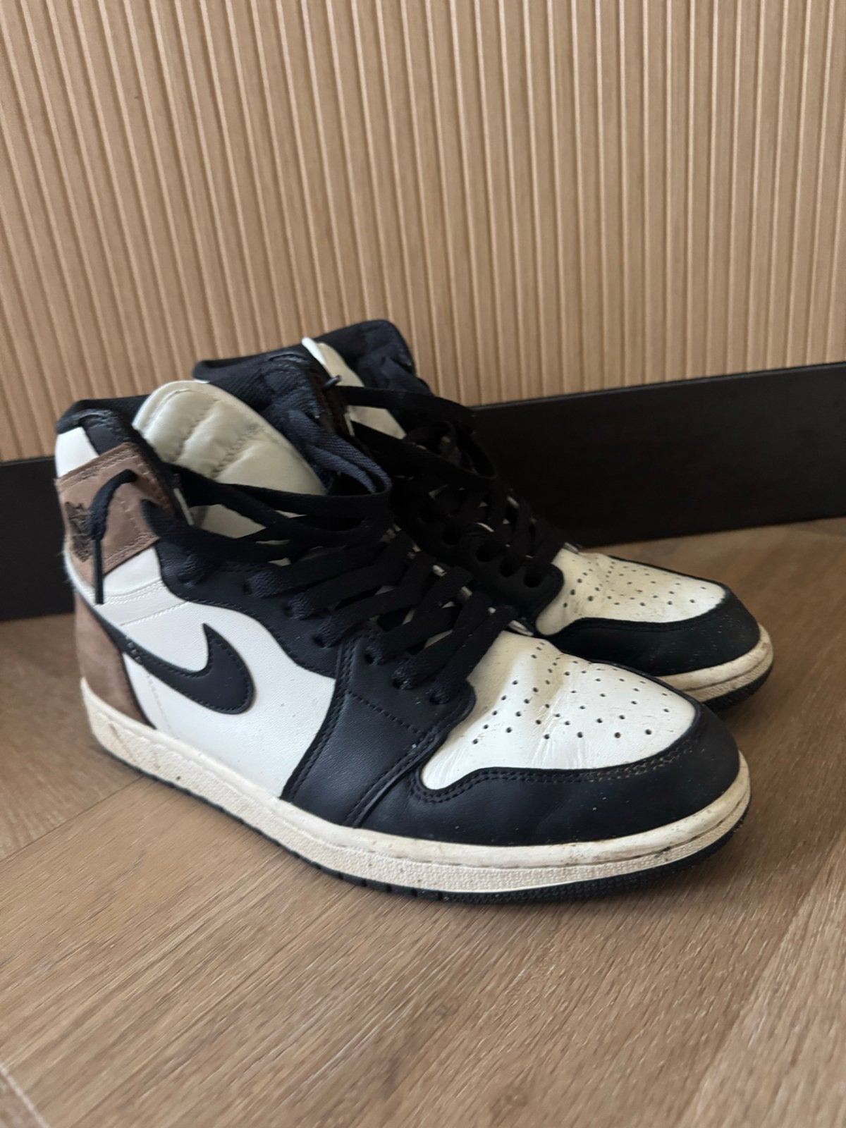 Nike Air Jordan 1 Retro High OG Dark Mocha - Maat 43, Kleding | Heren, Ophalen, Gedragen, Bruin, Sneakers of Gympen