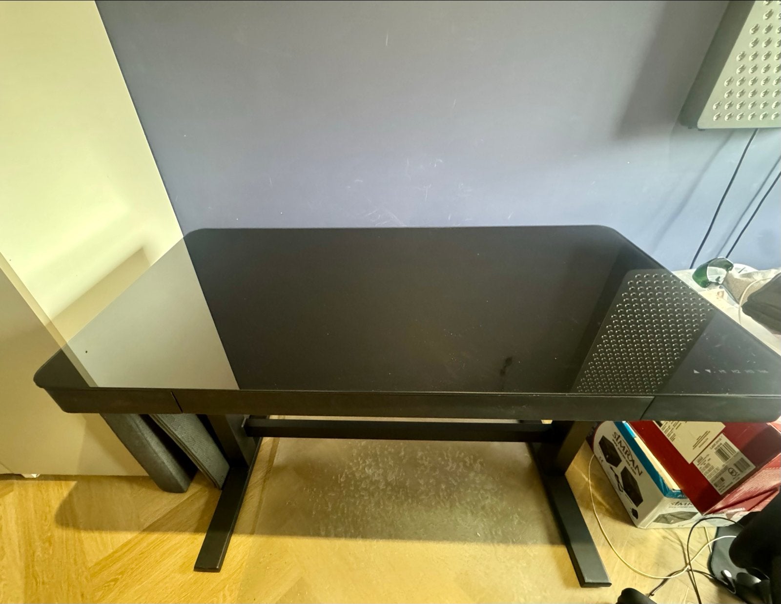 Zwart glazen bureau met lade, elektrisch mogelijk, Ophalen, Zwart, Elektrisch, Gebruikt