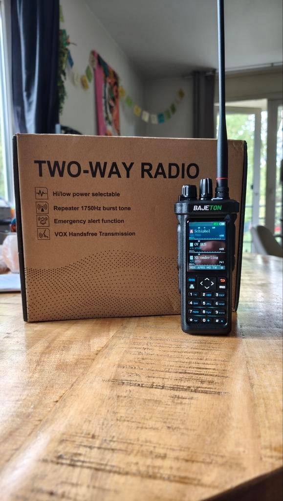 Nieuwe Bajeton BJ-9000 met meer dan 700 kanalen, Telecommunicatie, Met broekklem, Nieuw, 15 km of meer, Ophalen of Verzenden
