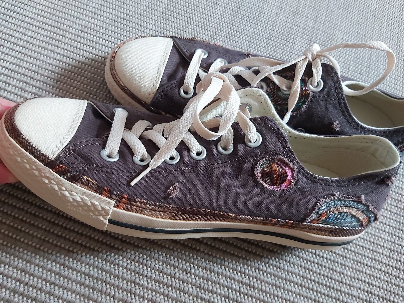 Sneakers Converse bruin van stof patchwork in maat 39, Kleding | Dames, Schoenen, Bruin, Nieuw, Ophalen of Verzenden, Sneakers of Gympen