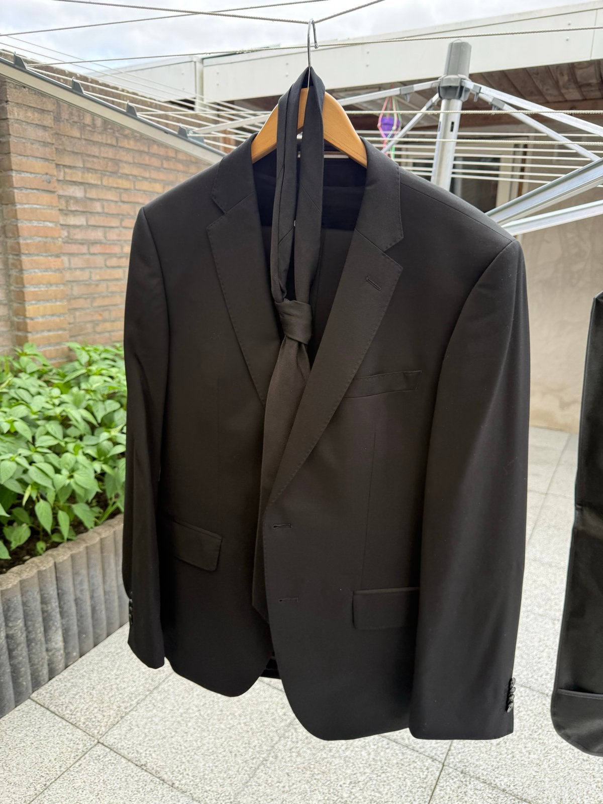 Hugo Boss pak - Zwart - Eenmalig gedragen, Kleding | Heren, Kostuums en Colberts, Ophalen of Verzenden, Zo goed als nieuw, Overige maten