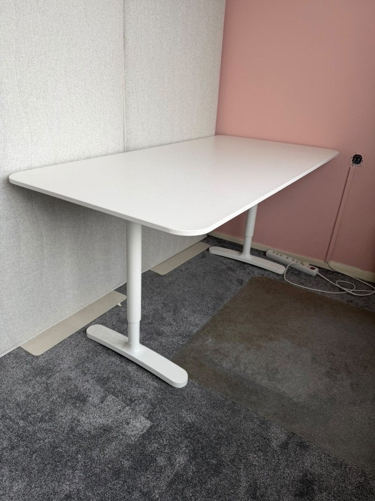 BEKANT Bureau IKEA, Huis en Inrichting, Ophalen, 160 cm, Gebruikt, IKEA