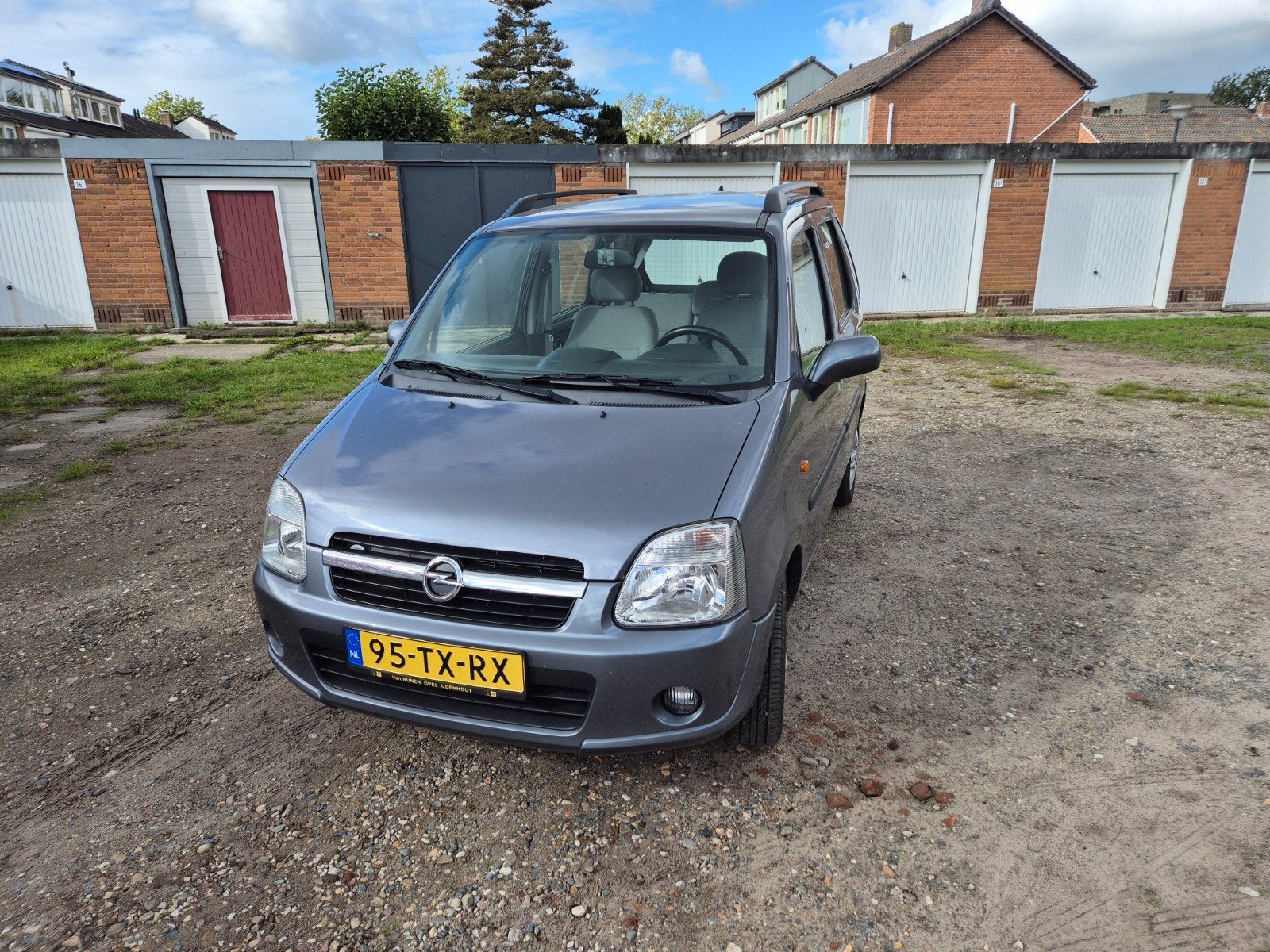 Opel Agila 1.2 16V Twinport 2007 Grijs, Voorwielaandrijving, 40 €/maand, 4 cilinders, 1229 cc
