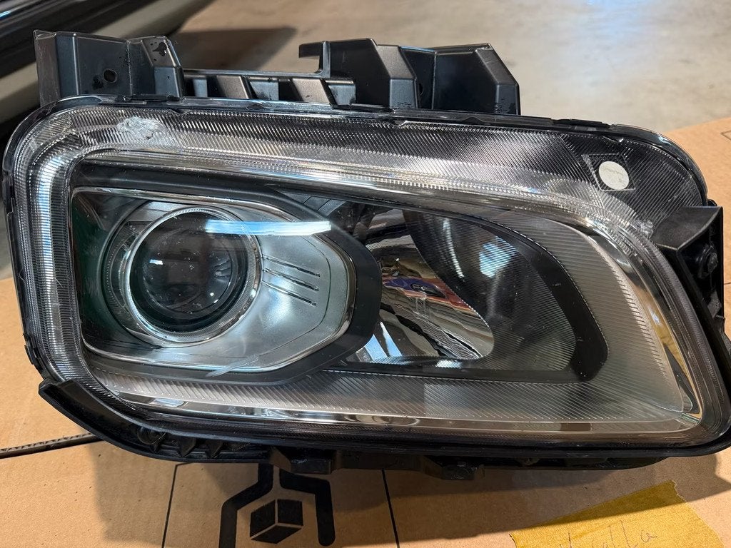 hyundai kona links rechts koplamp lamp 92101j9000 92102j9000, Gebruikt, Heolleung-ro 12
06797  Seoul, Ophalen of Verzenden, Info@hyundai.com