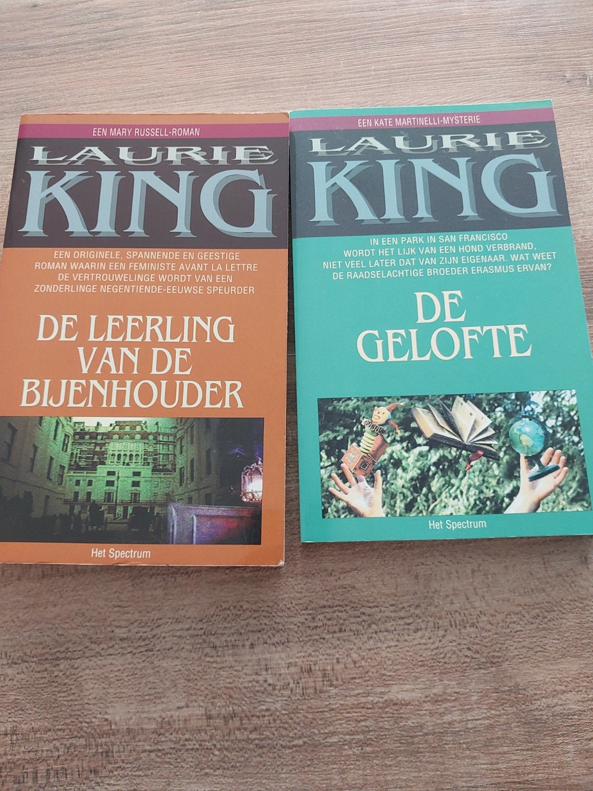 Laurie King - De Leerling van de Bijenhouder & De Gelofte, Boeken, Ophalen of Verzenden, Zo goed als nieuw, Laurie King, Nederland