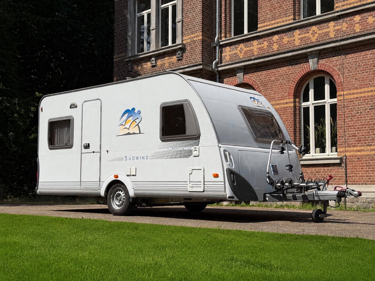 Knaus Südwind 450 FU 2008 | Mover | Voortent | Compleet, Rondzit, Frans bed, Particulier, 4 tot 5 meter