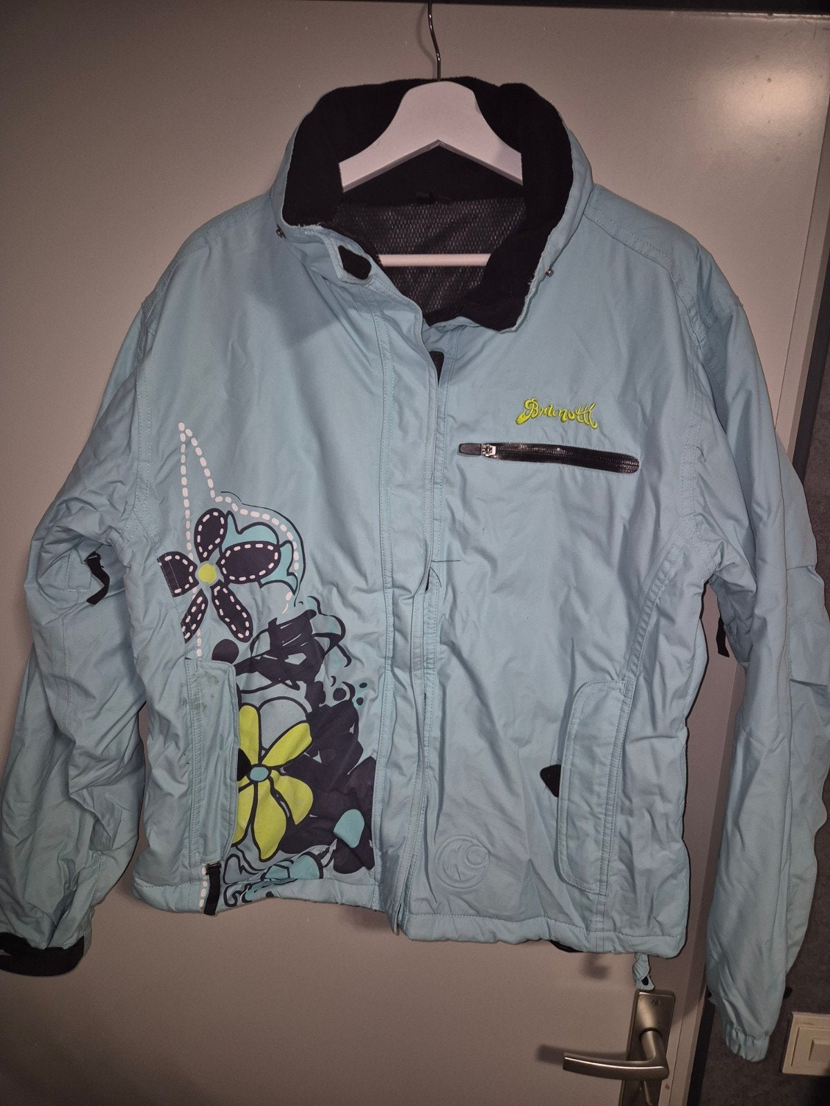 Snowboardjas / Ski-jas XXL - Lichtblauw met print, Kleding | Dames, Snowell, Maat 46/48 (XL) of groter, Ophalen of Verzenden, Zo goed als nieuw
