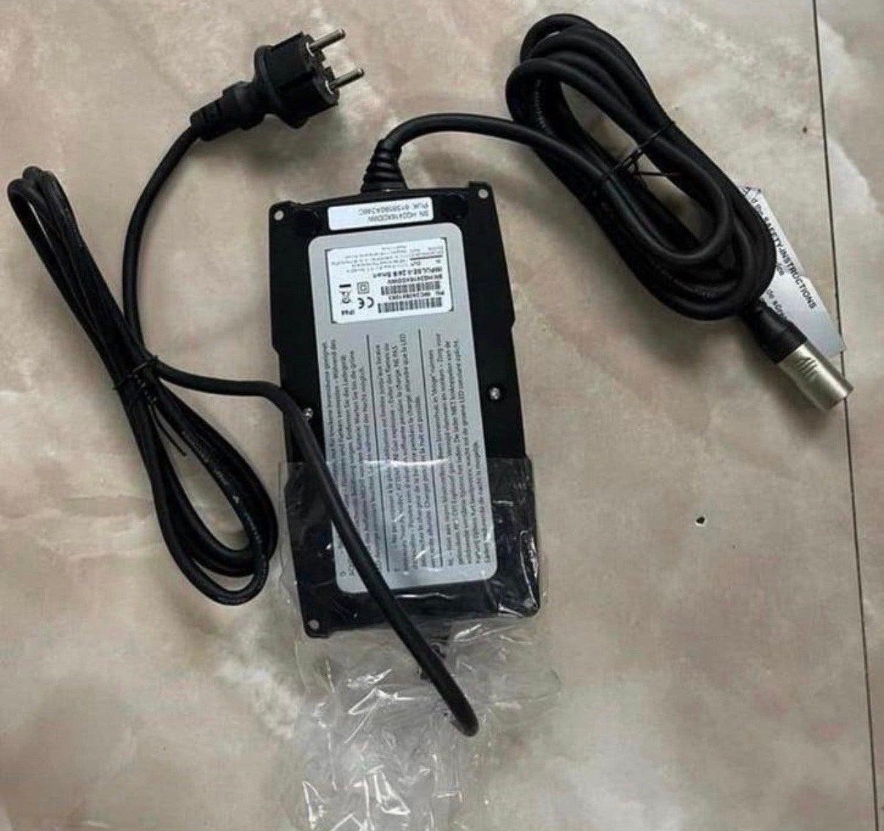 IMPLUSE-II 24V 8A Smart acculader, Fietsen en Brommers, Nieuw