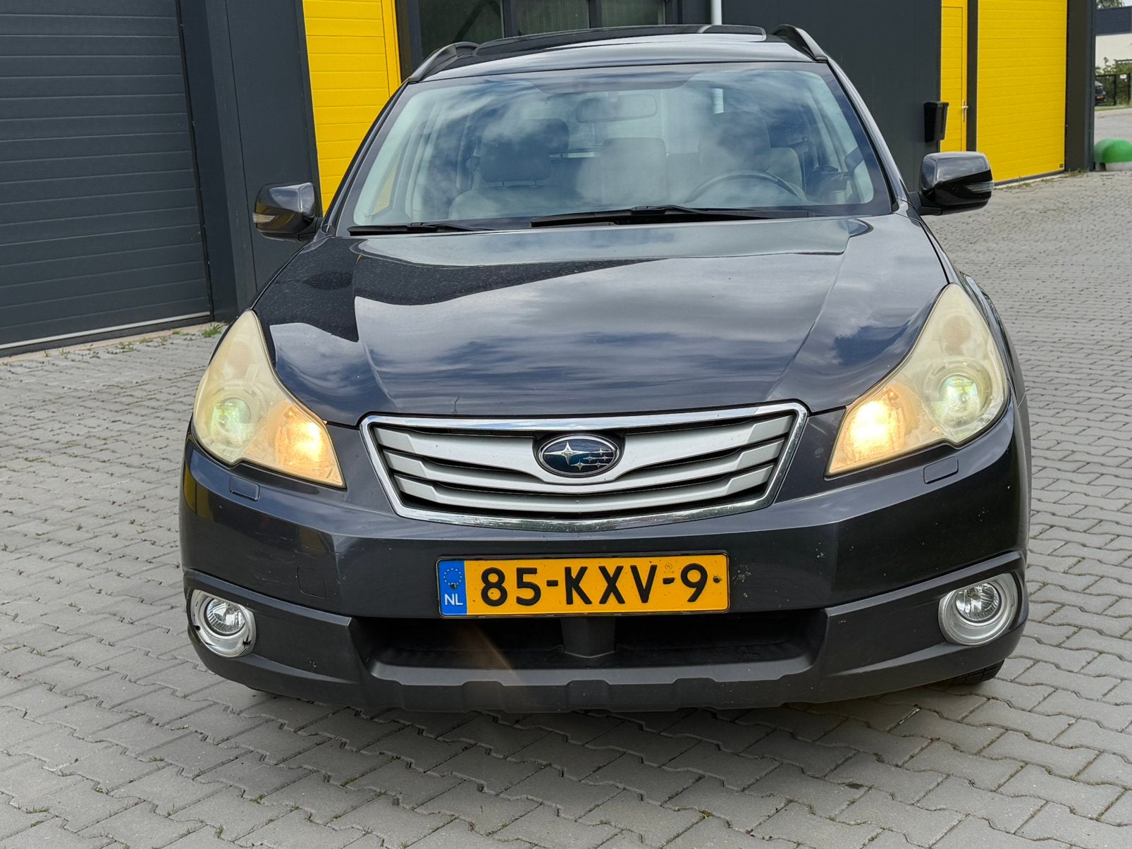 Subaru Legacy 2.5 I Outback AWD CVT 2010 Grijs LPG, Auto's, Subaru, Automaat, 1566 kg, 1800 kg, 4 cilinders