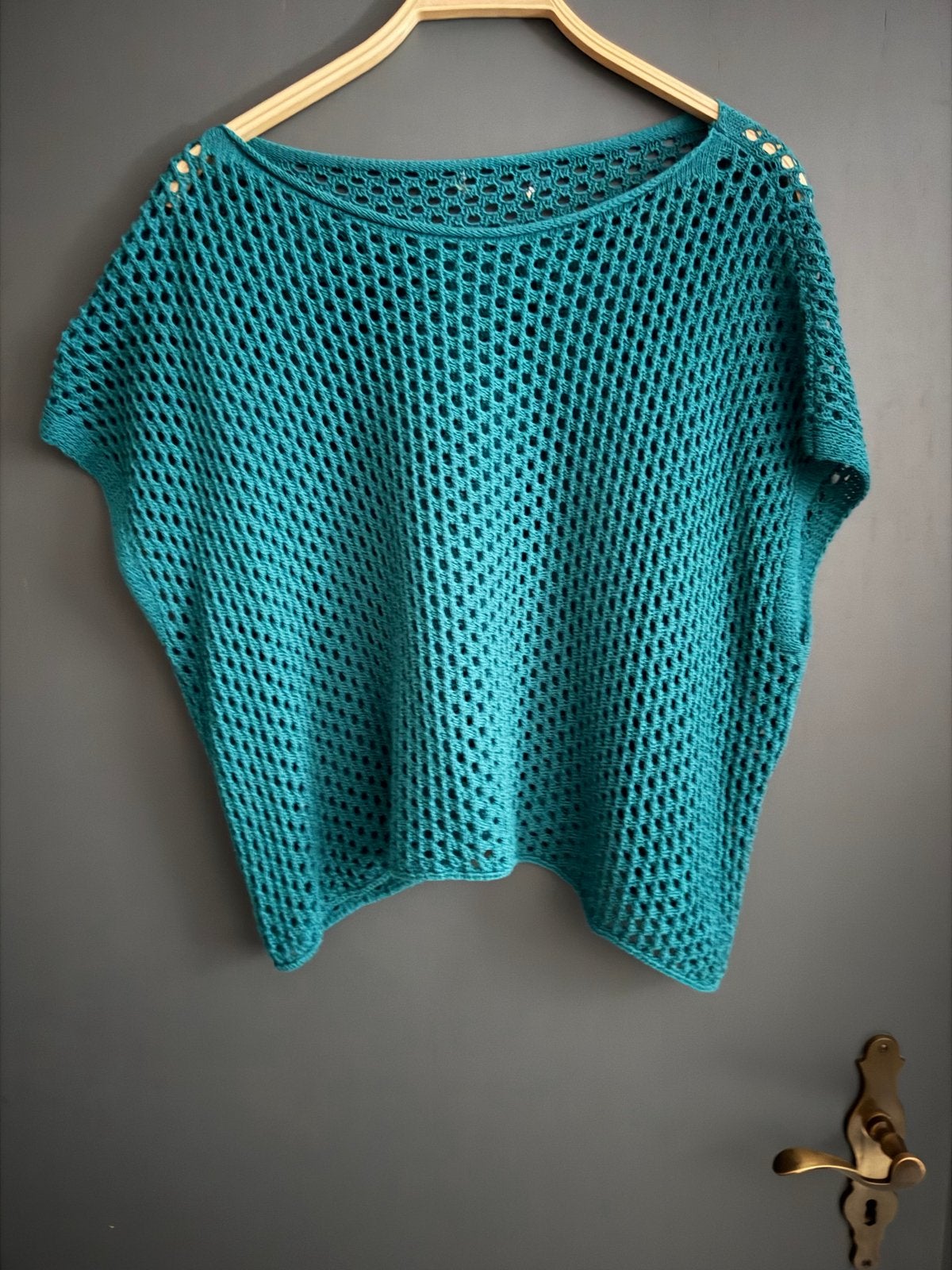 Turquoise gehaakte trui, luchtig en stijlvol, Ophalen of Verzenden, Nieuw, Maat 38/40 (M), Blauw