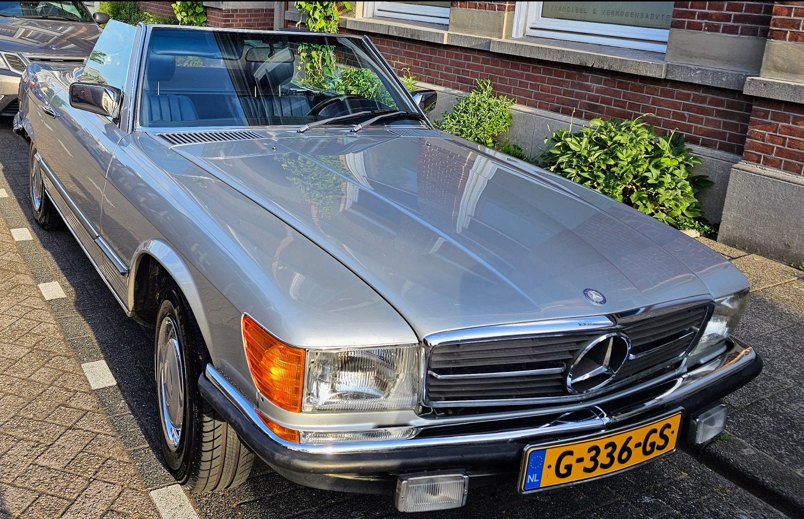 Mercedes-Benz Mercedes 1981 zilvergrijs automaat, Auto's, 3818 cc, Cabriolet, 217 pk, 1584 kg